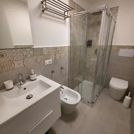 Al Binario 48 Lolli Homestay